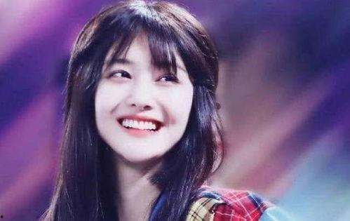 吃瓜娱乐圈明星是谁,揭秘娱乐圈“吃瓜群众”热议的明星风云录